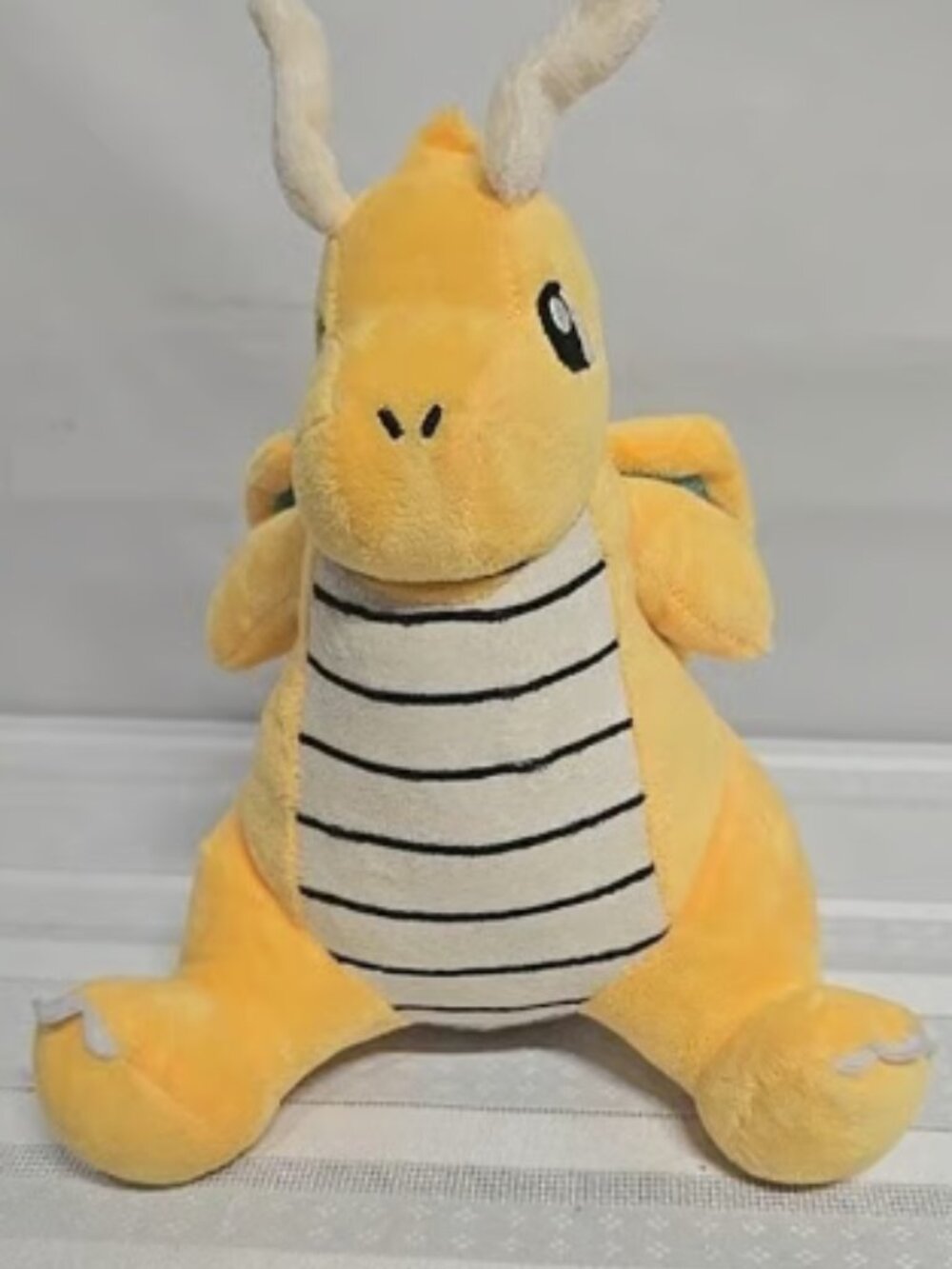 Pokemon dragonite Plush Plushie Stuffed Animal Toy Cute w/ window cling NWOT
